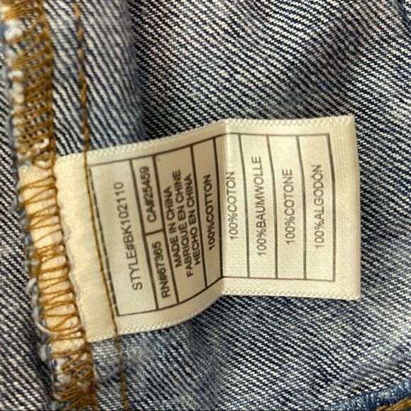 BB Dakota It’s A Must Tye Die Denim Jacket - Picture 5 of 5